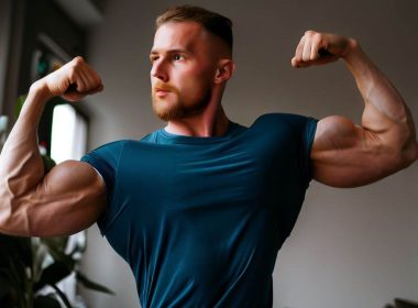 Trening na biceps w domu - jak efektywnie rozwijać mięśnie ramion bez wychodzenia z domu